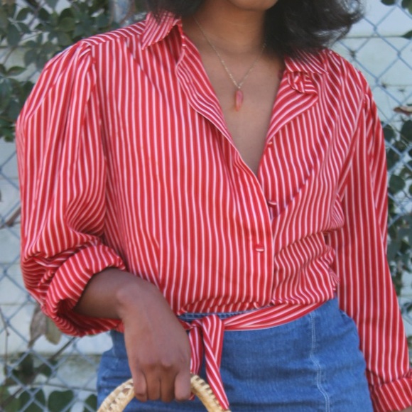 Vintage red and white Button Down... - Picture 2 of 3